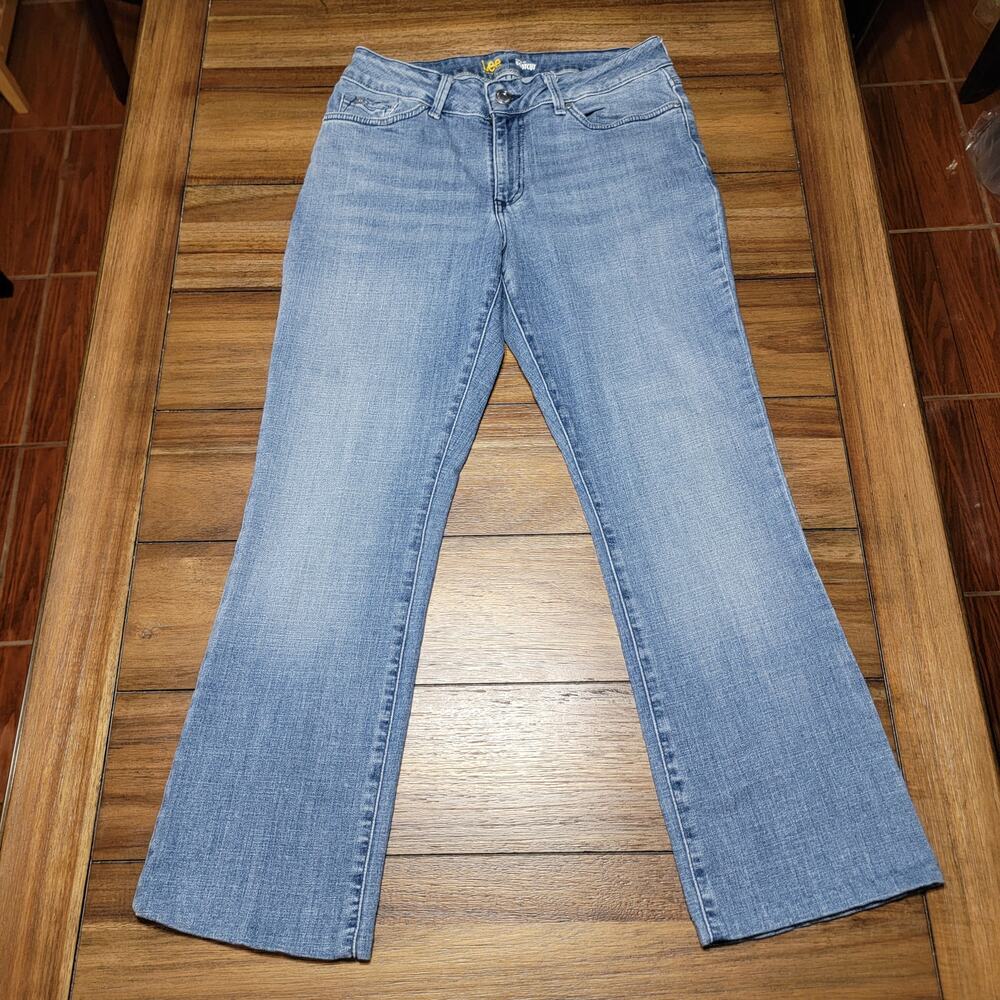 Lee Modern Series Curvy Fit Boot Cut Denim Jeans - Size 12 Petite*